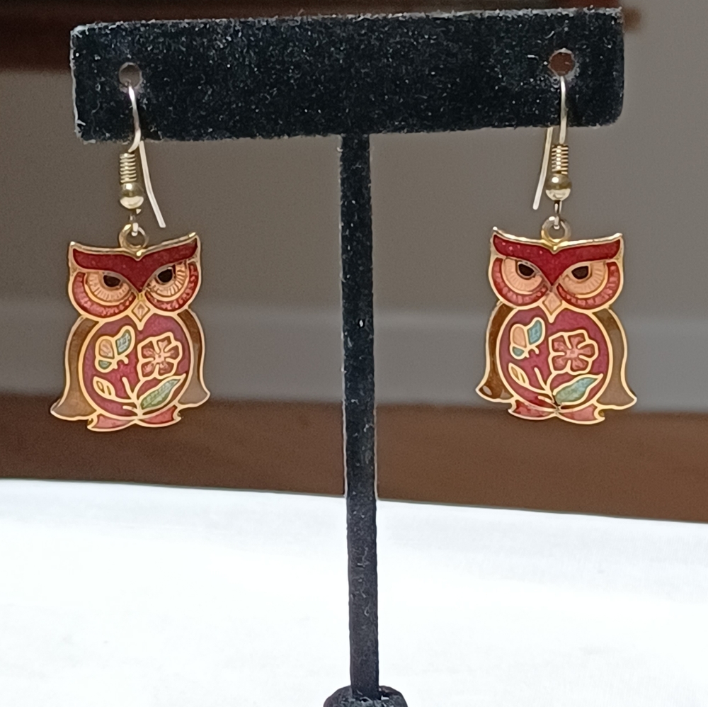 OWL EARRINGS GOLD TONE COLOR